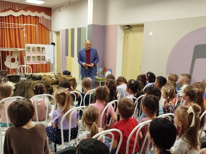 В дошкольном отделении № 3 МБОУ «Школа №27» прошло патриотическое мероприятие для детей