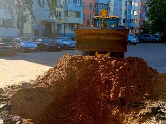 Устранена утечка у дома № 2 по улице Молодёжная в микрорайоне Заря
